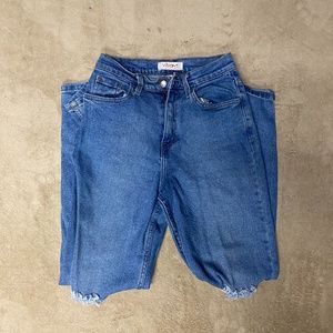 Distressed Mom jeans